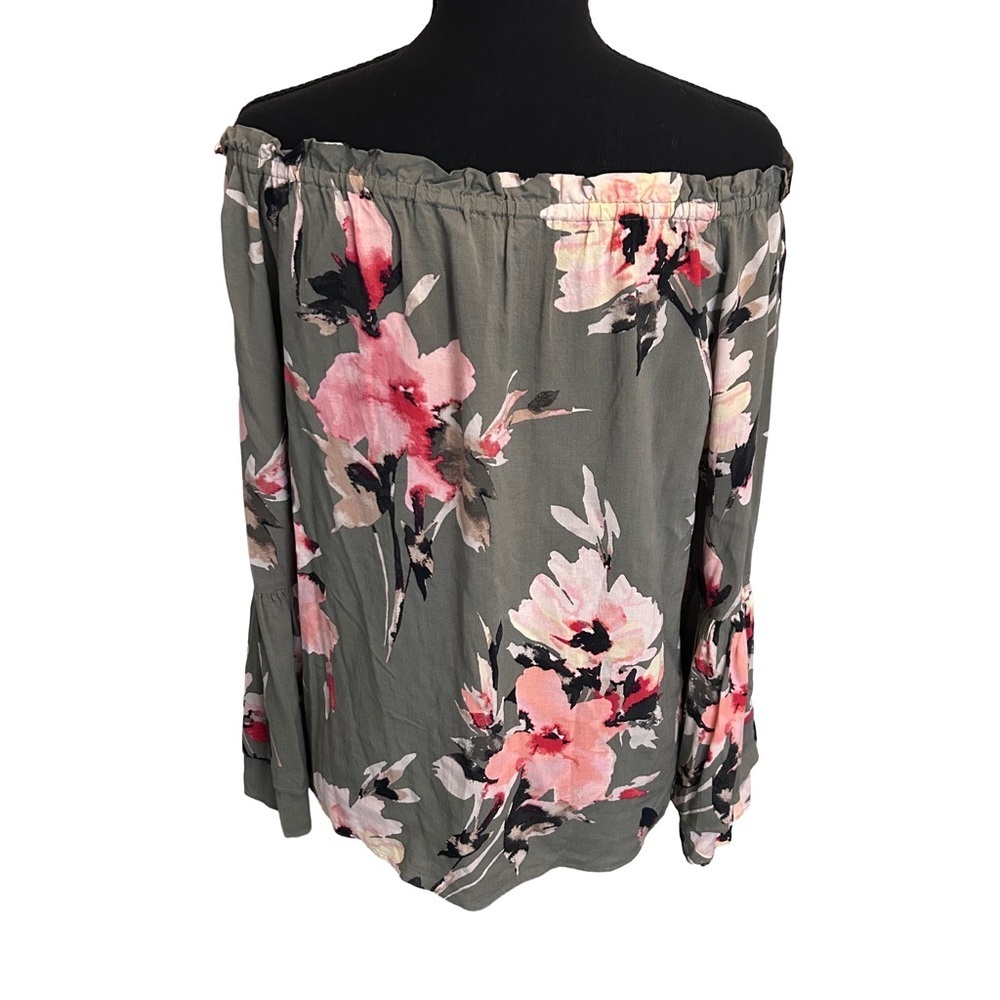 White House Black Market Boho Floral Off-Shoulder Olive Green Blouse Size MP - Picture 3 of 7